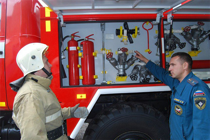 Техника для аварийно спасательных работ. ПТВ пожарного автомобиля. Пожарно-техническое оборудование. Оборудование пожарной машины. Пожарно-техническое вооружение.