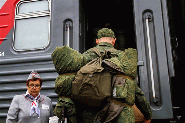 Положен ли отпуск военнослужащим срочной службы